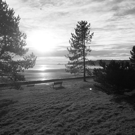 Bed and Breakfast View At 142 à Mumbles Extérieur photo